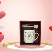 ЧАША ПОРЦ. LOVE YOU С ЛЪЖИЧКА Ф7см Н7,5см КАФЯВА.КУТ. В74586 