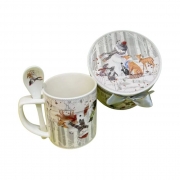 ЧАША ПОРЦ. КОЛЕДНА С ЛЪЖИЧКА СНЕЖКО С ГОРСКИ ЖИВОТНИ Ф7,5см Н9см ПОД.КУТ.