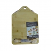 ДЪСКА ЗА РЯЗАНЕ И СЕРВИРАНЕ  БАМБУК ПРАВОЪГ.С НОЖОВЕ ЗА СИРЕНА с дупка 23х33см.